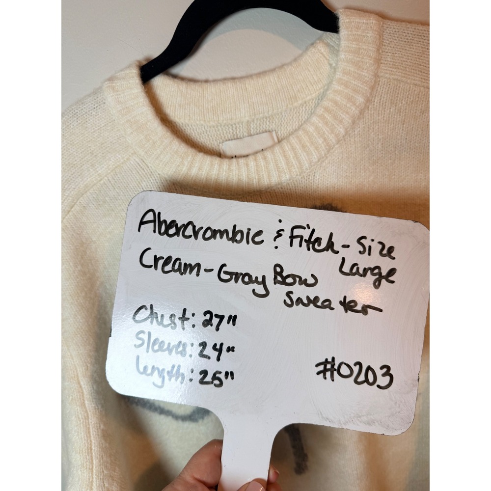 Abercrombie & Fitch Women Cream Bow Graphic Crewneck Sweater Large NWT 150-488 - Picture 9 of 9
